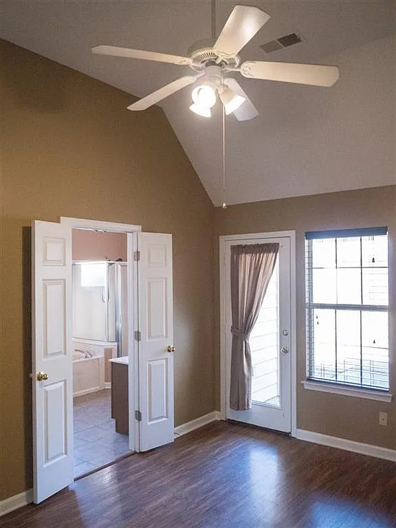 3 bed, 1200 sqft, $1,395 — Photo 4