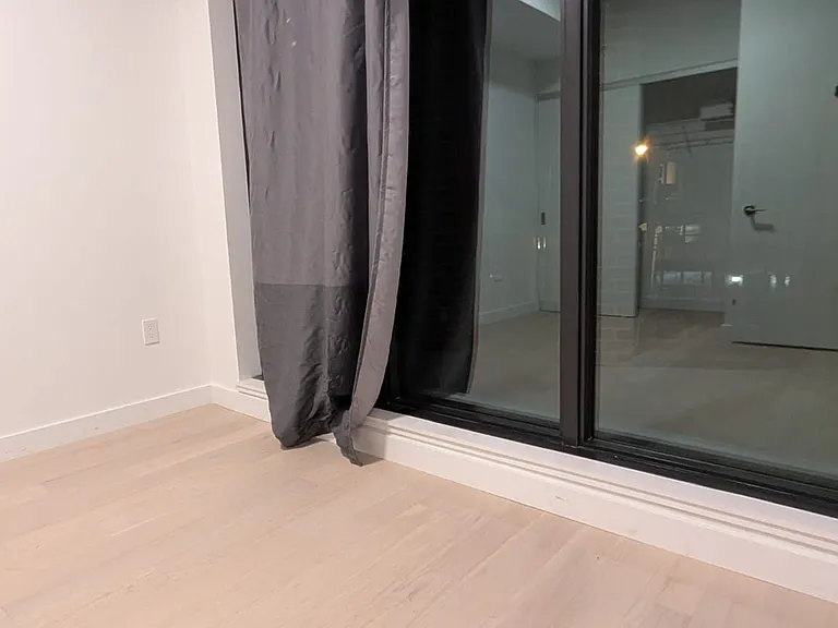 1720 Bayview Ave #201 — Photo 8