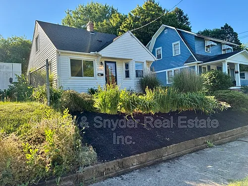 1173 Dayton St Photo 1