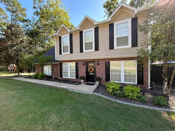2603 Volcanic Dr, Benton, AR 72019