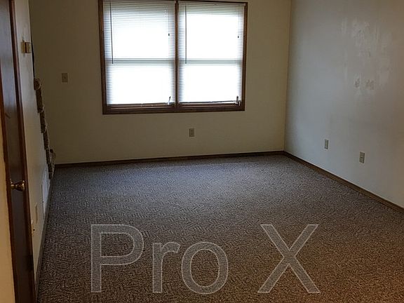 3rd image of 207 E Carlton St APT F