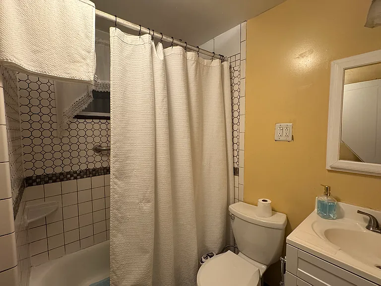 61 Ada Dr #1F — Photo 3