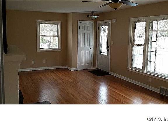 5th image of 208 Euclid Dr
