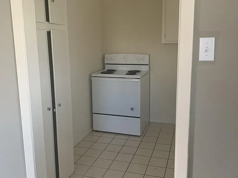 5902 Ardmore St #17 — Photo 3