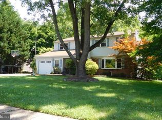 2032 Grey Horse Dr, Warrington, PA 18976