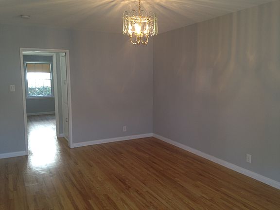 4th image of 4808 Irvine Ave