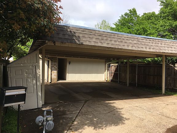 5th image of 1100 Hillsdale Dr
