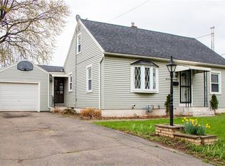 232 Bleacker Rd, Rochester, NY 14609