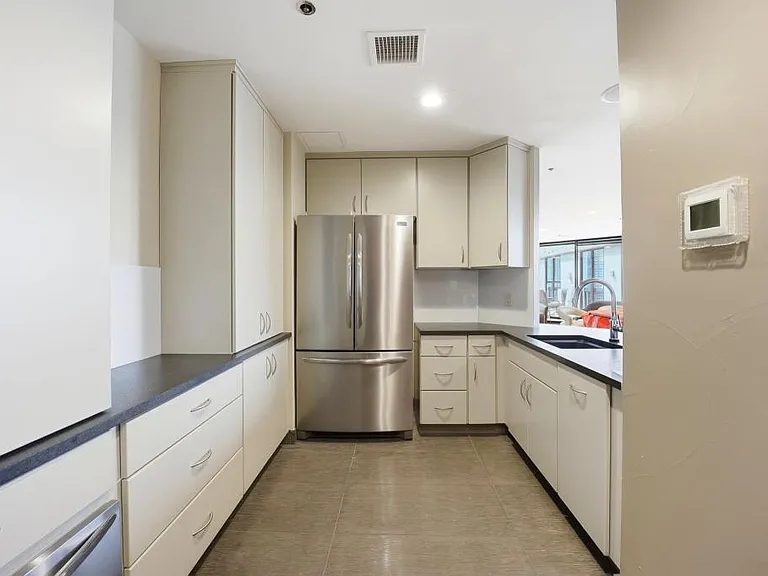1625 Larimer St #1001 — Photo 8