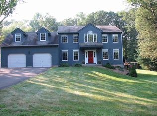 27 W Pines Dr, Southington, CT 06489