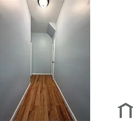 50 Franklin St Photo 1