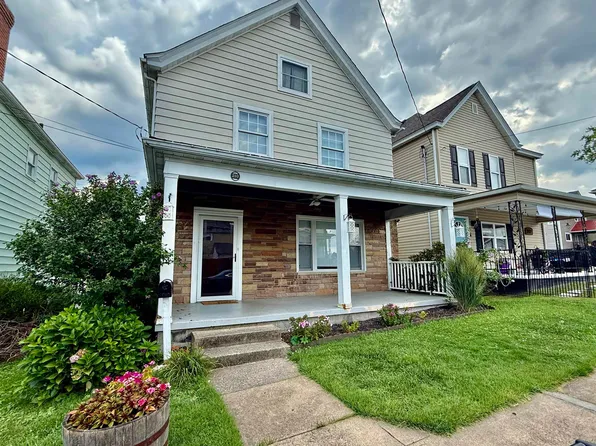 210 Dearborn St, Fairmont, WV 26554