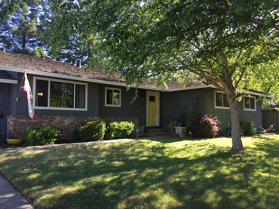2nd image of 1804 Wayside Ln