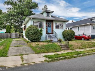 38 S Boulevard Ave, Maple Shade, NJ 08052