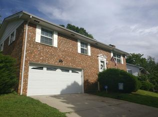 1319 Wychwood Rd, Charleston, WV 25314