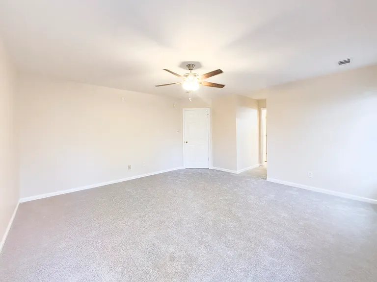 12 Cassidy Ct — Photo 15