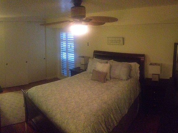5th image of 1600 Carmel Dr APT 9