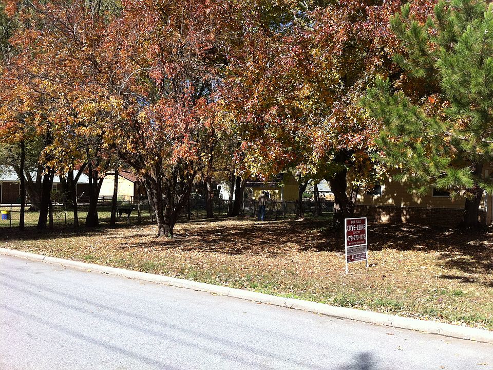 1st image of 2105 Beth Ln