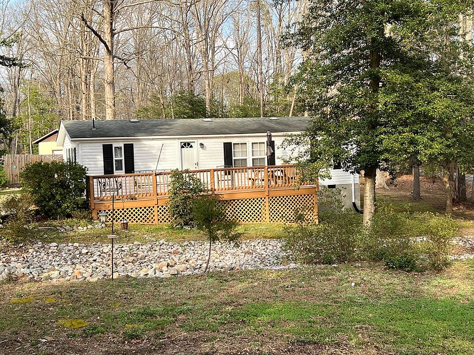 1st image of 18 Sycamore Ct