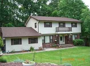 25 Ironwood Dr, Morris Plains, NJ 07950
