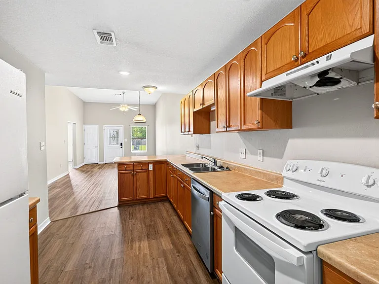 15119 Deer Creek Dr #B — Photo 12