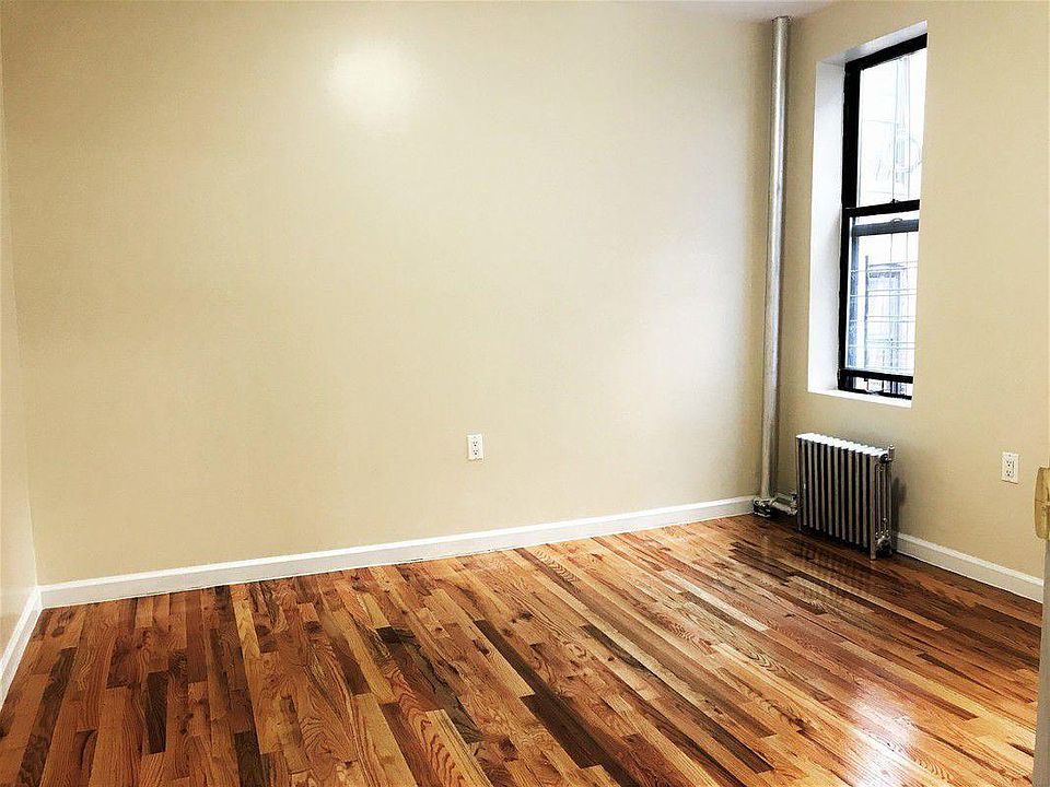 2nd image of 3405 Putnam Pl APT 6D