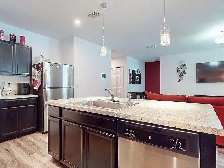 5344 Oakland Lake Cir — Photo 25