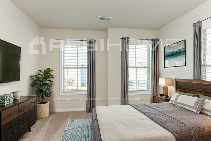 233 Victory Creek Ln — Photo 10