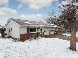 954 Ramsey St S, Shakopee, MN 55379