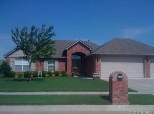 11404 N 131st Ave E, Owasso, OK 74055