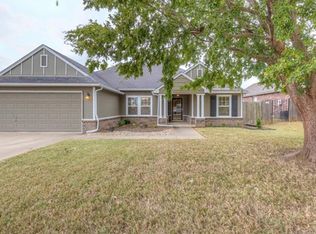 2112 S Javine Ct, Skiatook, OK 74070
