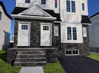 4697 Amboy Rd, Staten Island, NY 10312