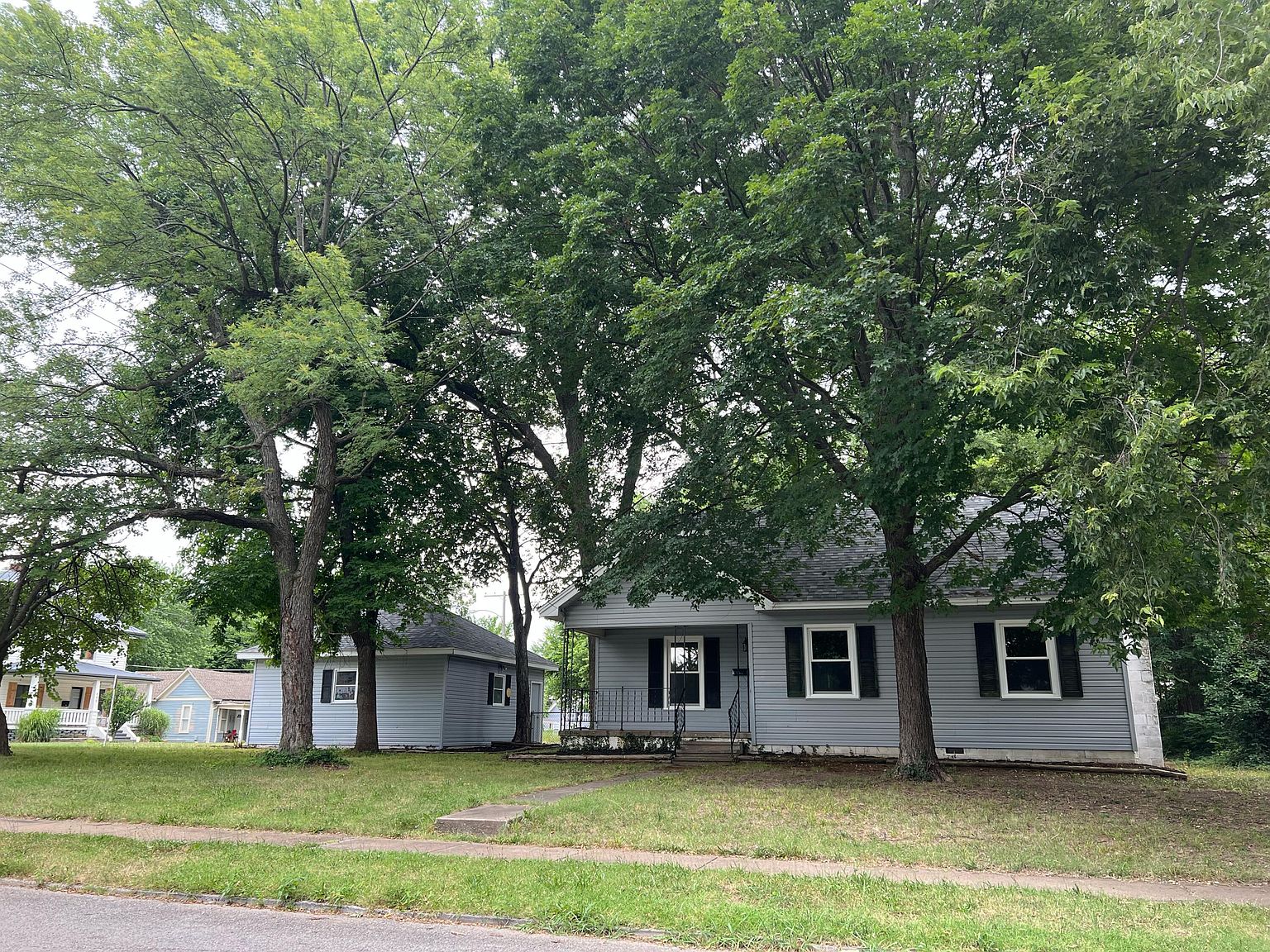 1233 West Elm Street, Springfield, MO 65806 MLS 60246433 Zillow