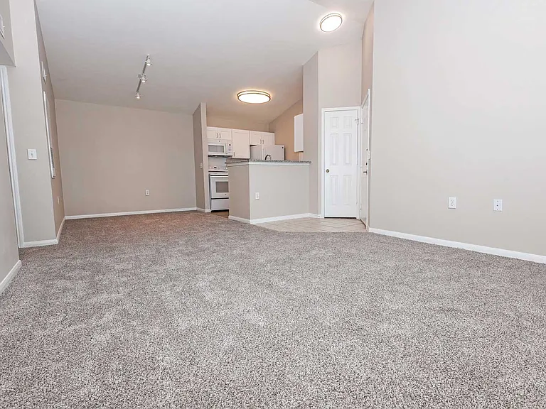 Worthington Point Apartments — Photo 67