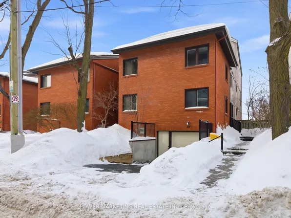 37 G Robinson Ave, Ottawa, ON K1N 8N8