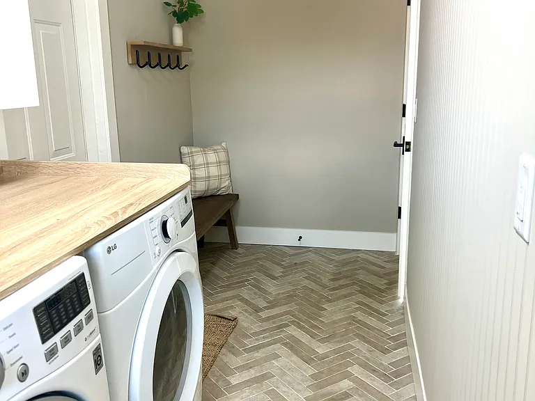 470 Lagoon Ave — Photo 16