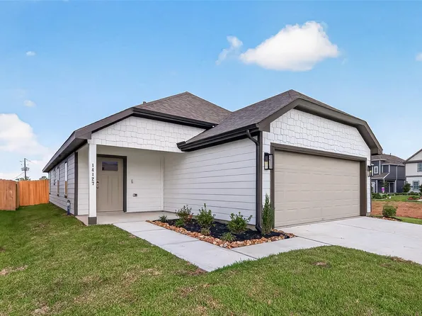 14127 Balcones Fault Ct, Willis, TX 77318