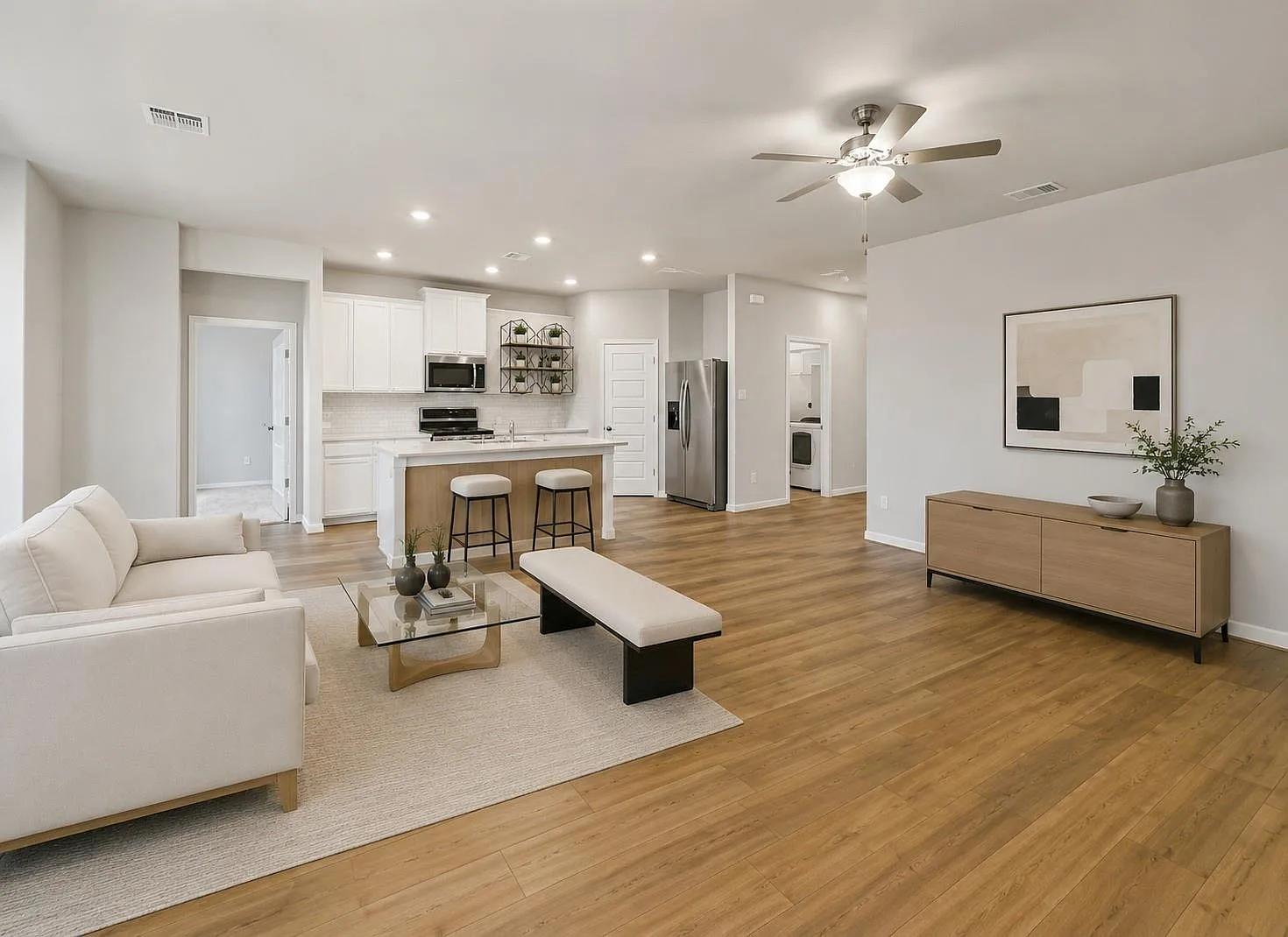 3 bed, 2.0 bath, 1727 sqft, $2,500 — Photo 4