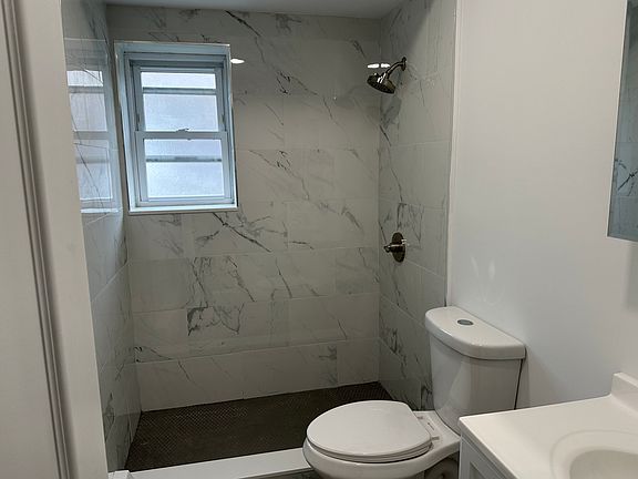 4th image of 323 Palisade Ave #3A