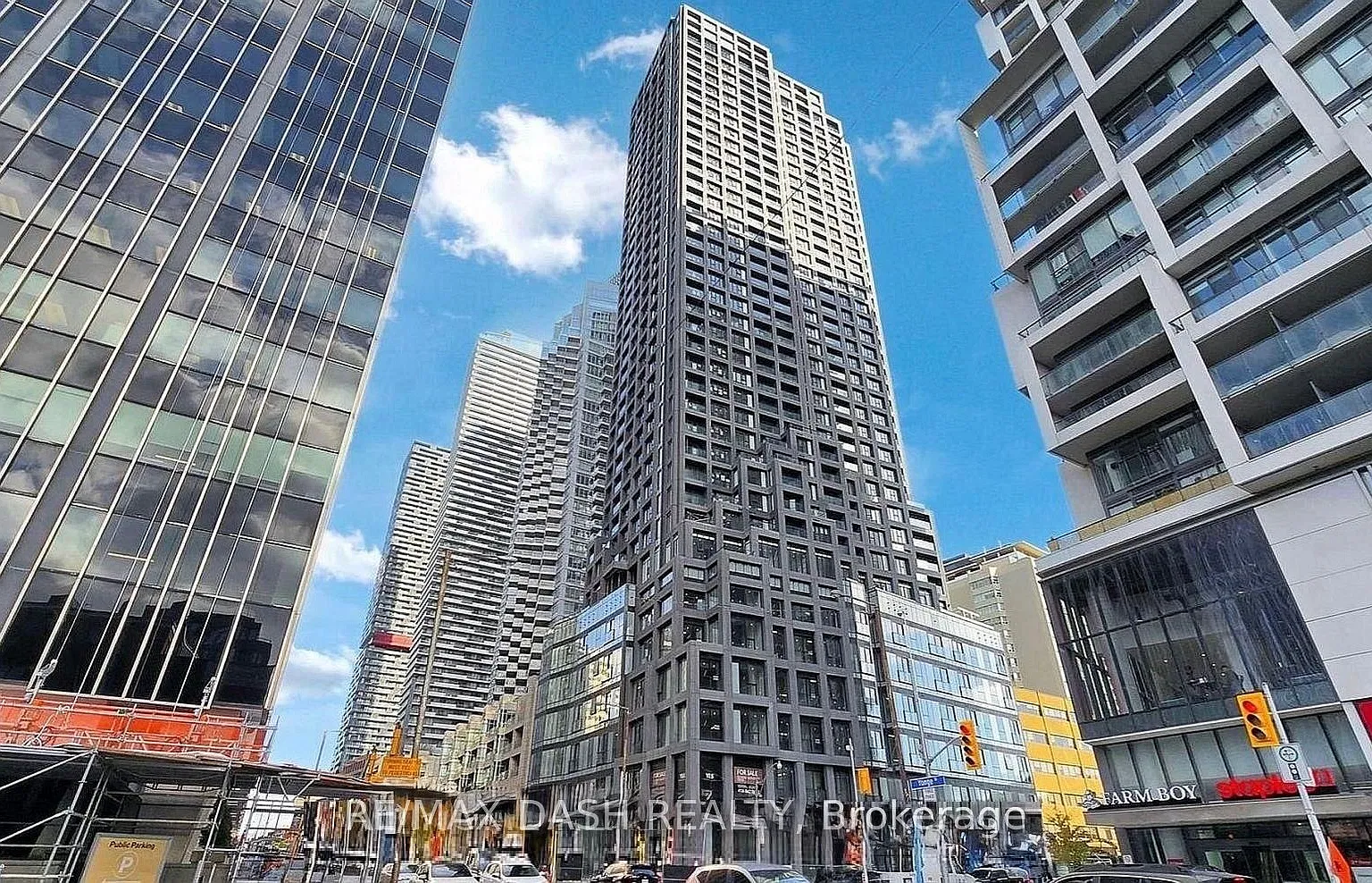 20 Soudan Ave — Photo 1