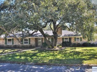 1455 Peacock Ln, Seguin, TX 78155