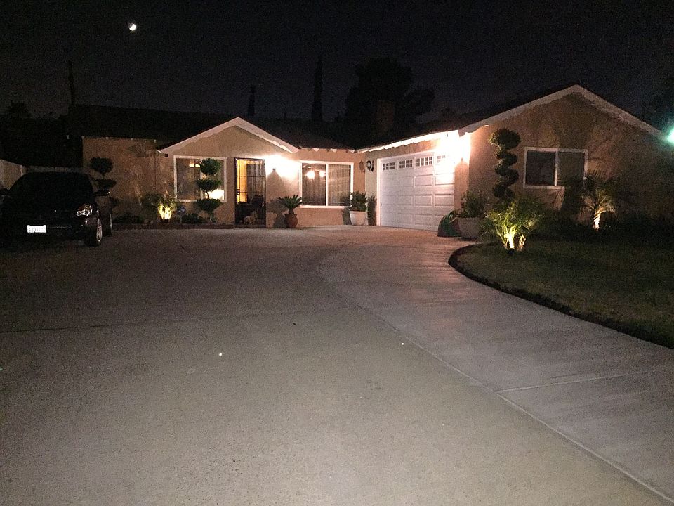 1st image of 544 N Ashford Ave