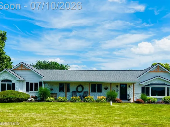 13525 Dennison Rd, Milan, MI 48160