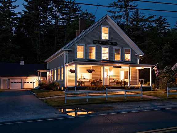 2nd image of 459 Main Street
