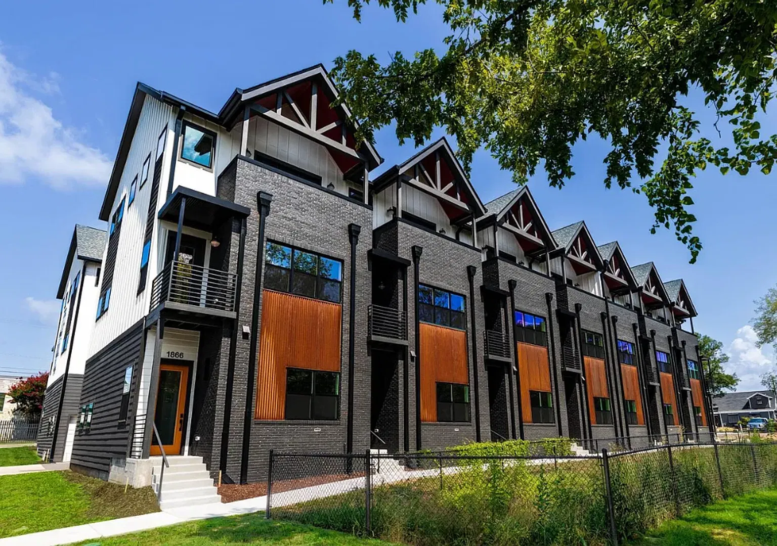 Brand New 3 Bedroom Townhome in Park Central | 2-Car Garage & In-Unit Washer/Dryer — Photo 2