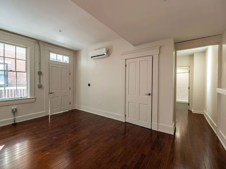 56 E McMicken Ave — Photo 16