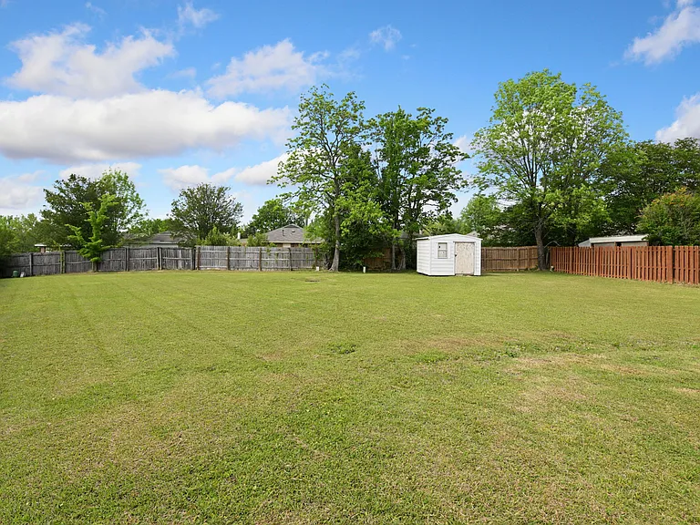 6001 Arbor Glen Dr — Photo 12