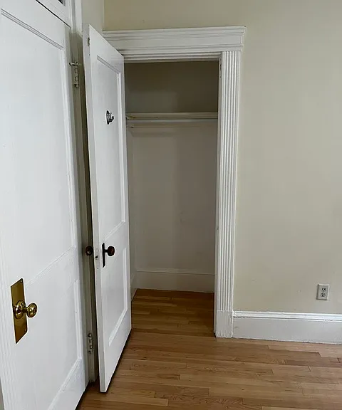 12 Royce Rd #4 — Photo 10