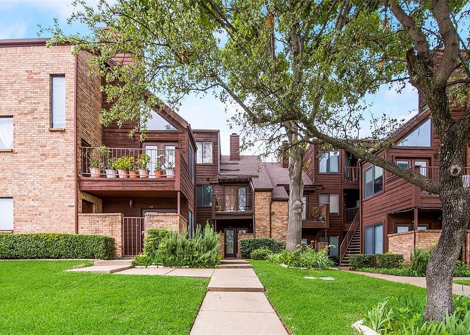 1st image of 1712 Baird Farm Cir