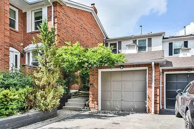 3 bed, $3,900 — Photo 1